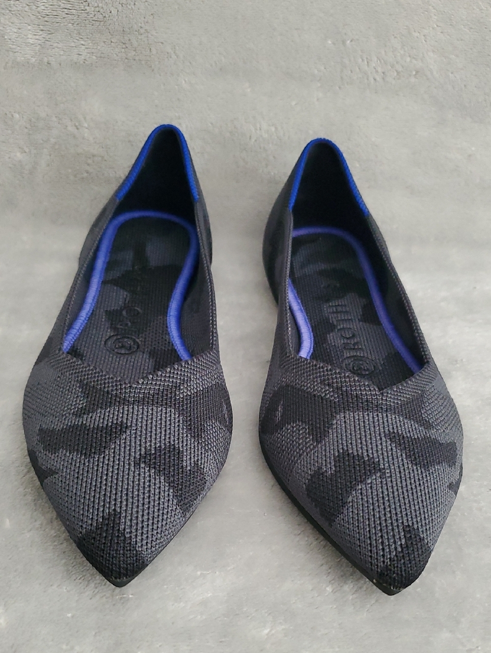🆕️ROTHY'S Retired Camo Gray & Black Pointed Toe Knitted Flats WOMEN'S SIZE: 7.5